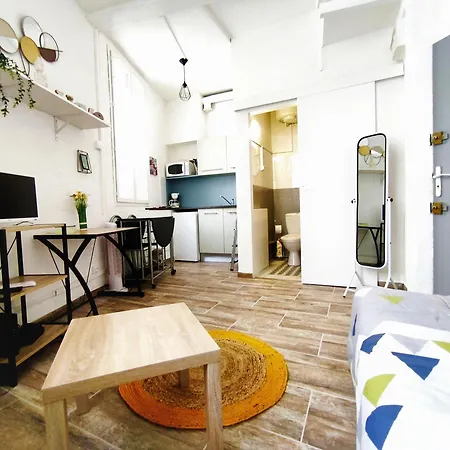 T1 Cosy Au Centre Historique Apartmán *